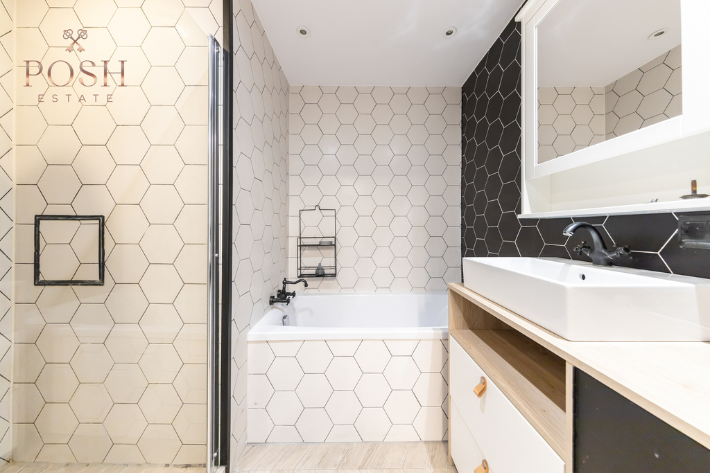 LUX | 4 pok | 2 balkony | klima | Rynek | parking