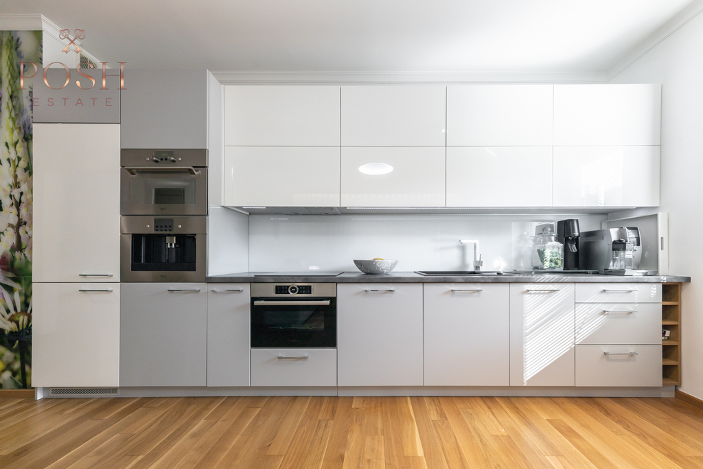 REZERWACJA | przy parku | 3 pok | parking | klima