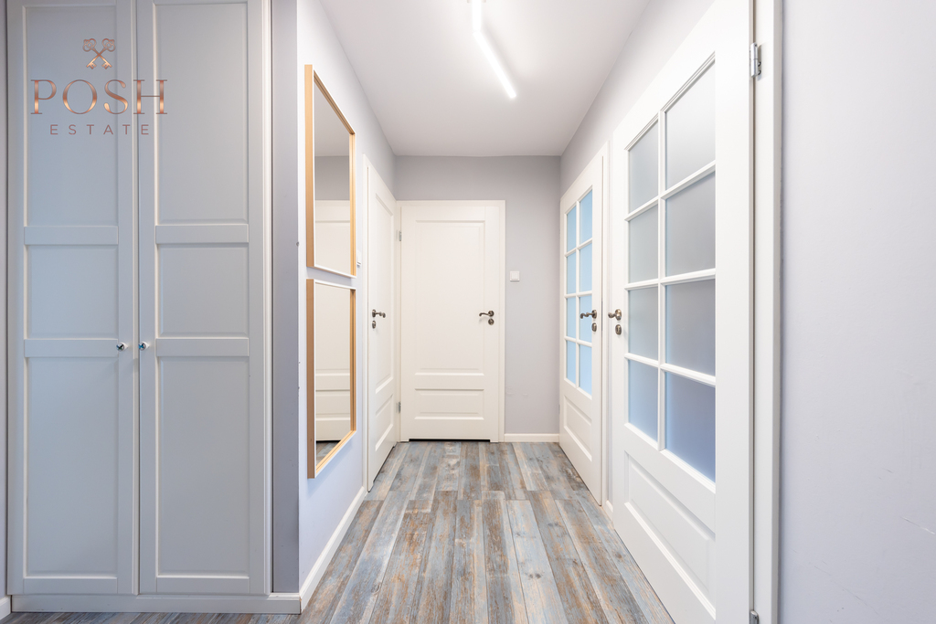 LUX | 4 pok | 2 balkony | klima | Rynek | parking