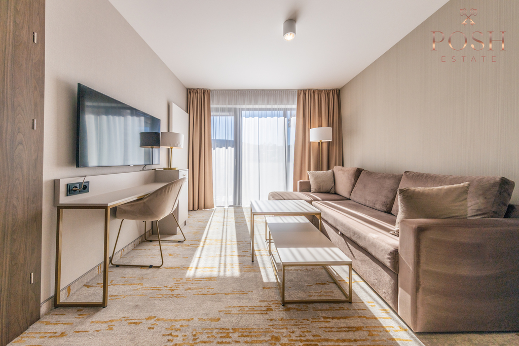 widok na basen | inwestycja | balkon |własna sauna